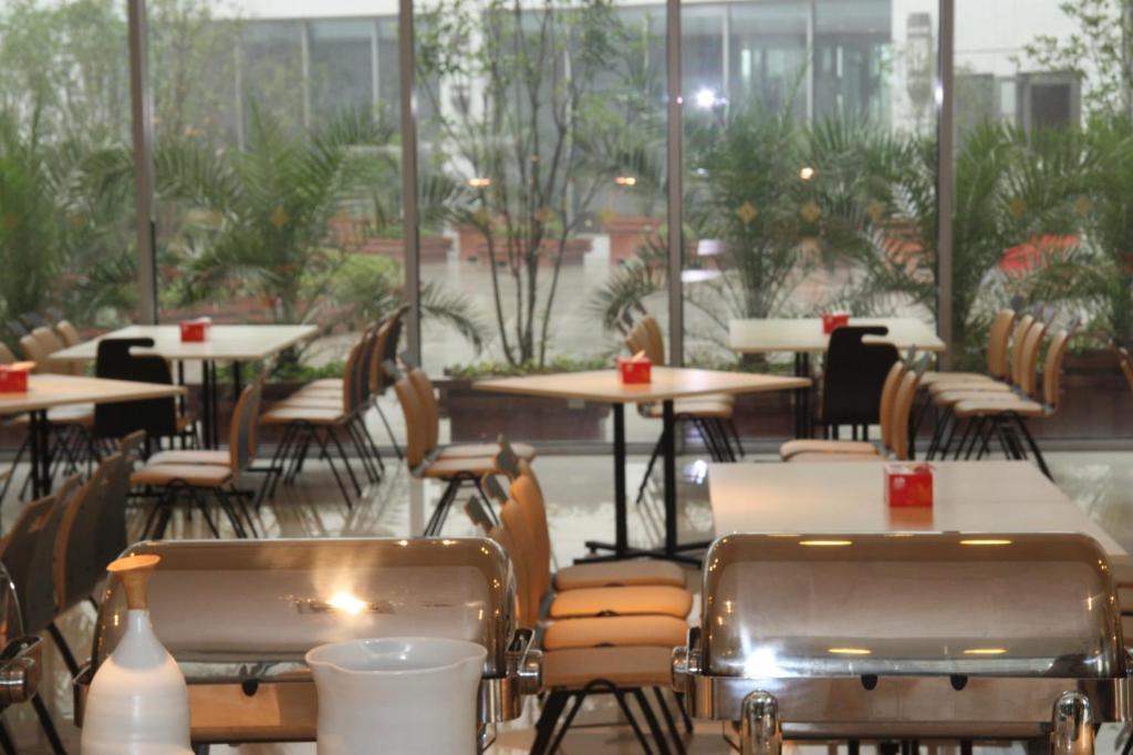 Nanjing Expo Center Hotel Zewnętrze zdjęcie